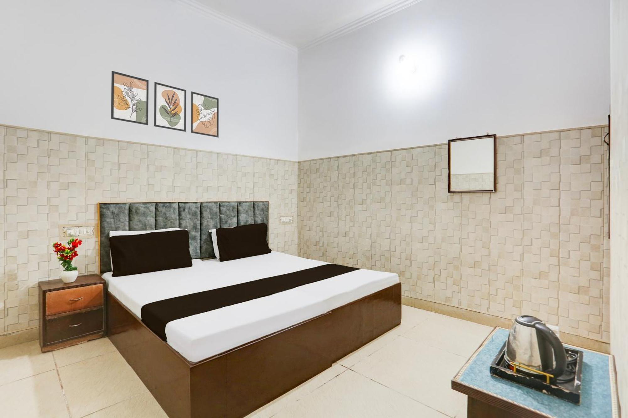 Hotel O Vk Palace آغْرا المظهر الخارجي الصورة