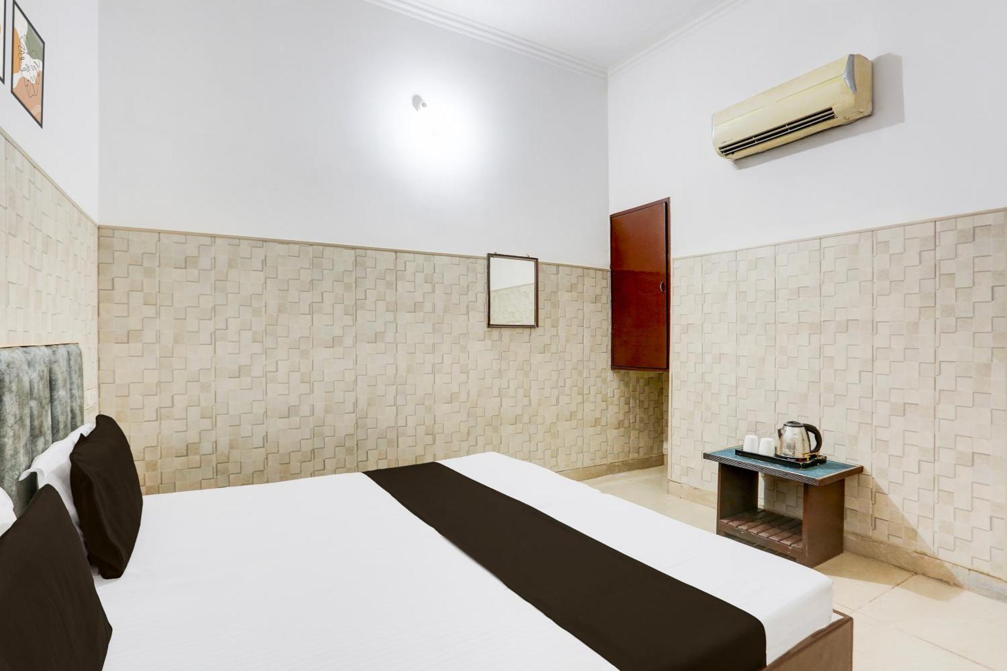 Hotel O Vk Palace آغْرا المظهر الخارجي الصورة